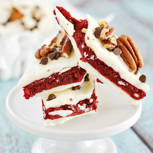 Red Velvet Truffle Bark | www.somethingswanky.com