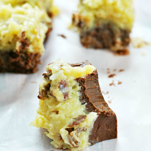 German Chocolate Fudge | www.somethingswanky.com