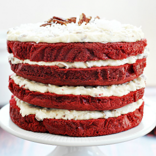 Grandma's Red Velvet Cake | www.somethingswanky.com
