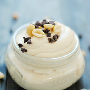 Healthy Peanut Butter Mousse | www.somethingswanky.com