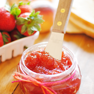 Best Homemade Jam | www.somethingswanky.com